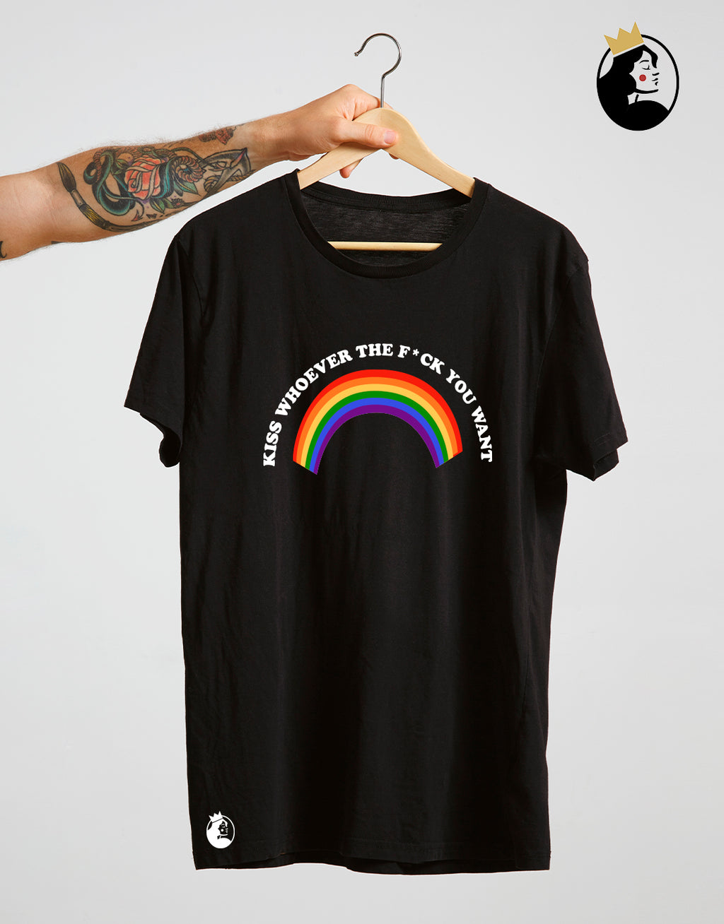 Camiseta "Kiss whoever you want"